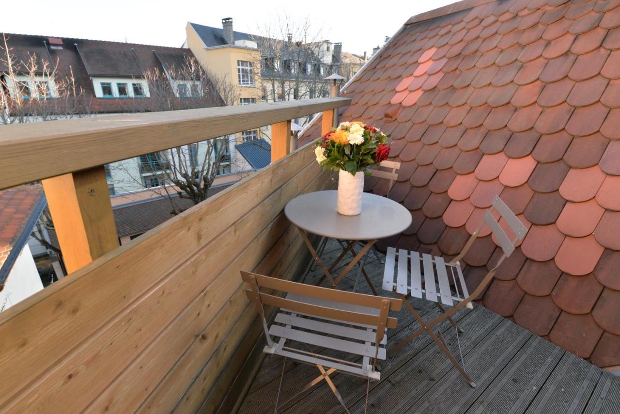 Appartement La Petite Terrasse Sur Les Toits Colmar Bagian luar foto